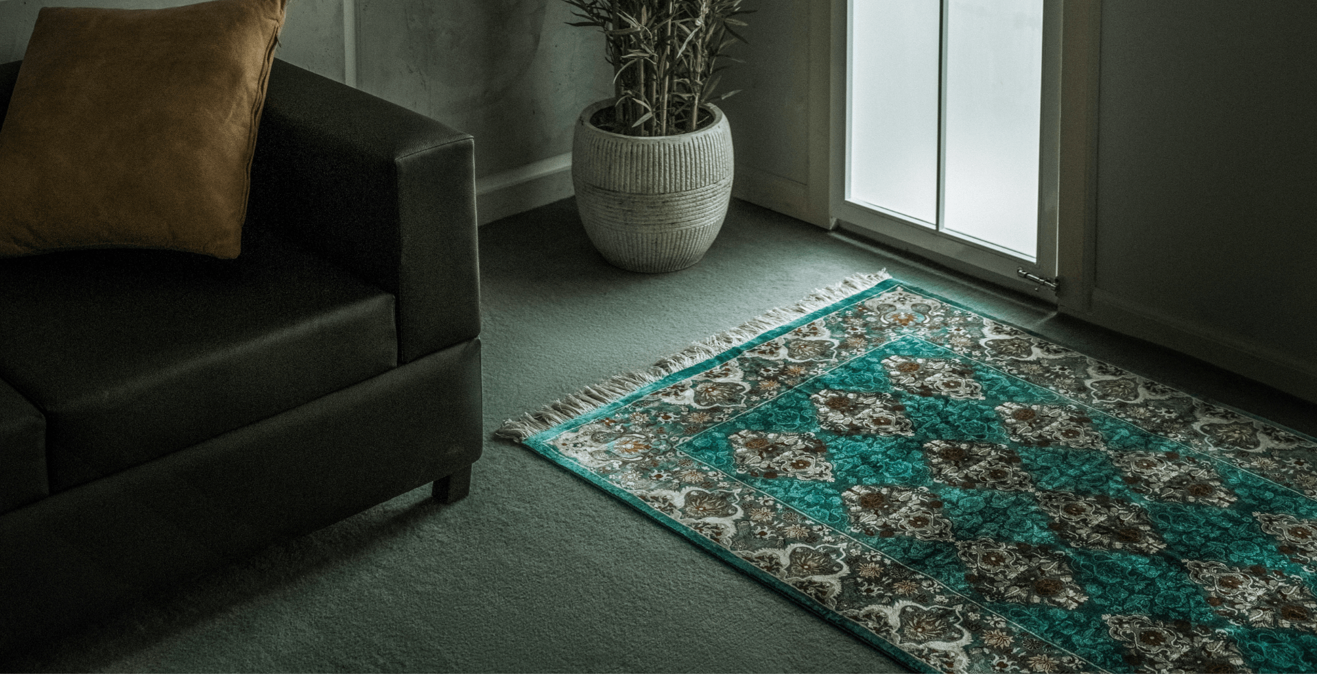 گالری فرش های سنتی و دست بافت
